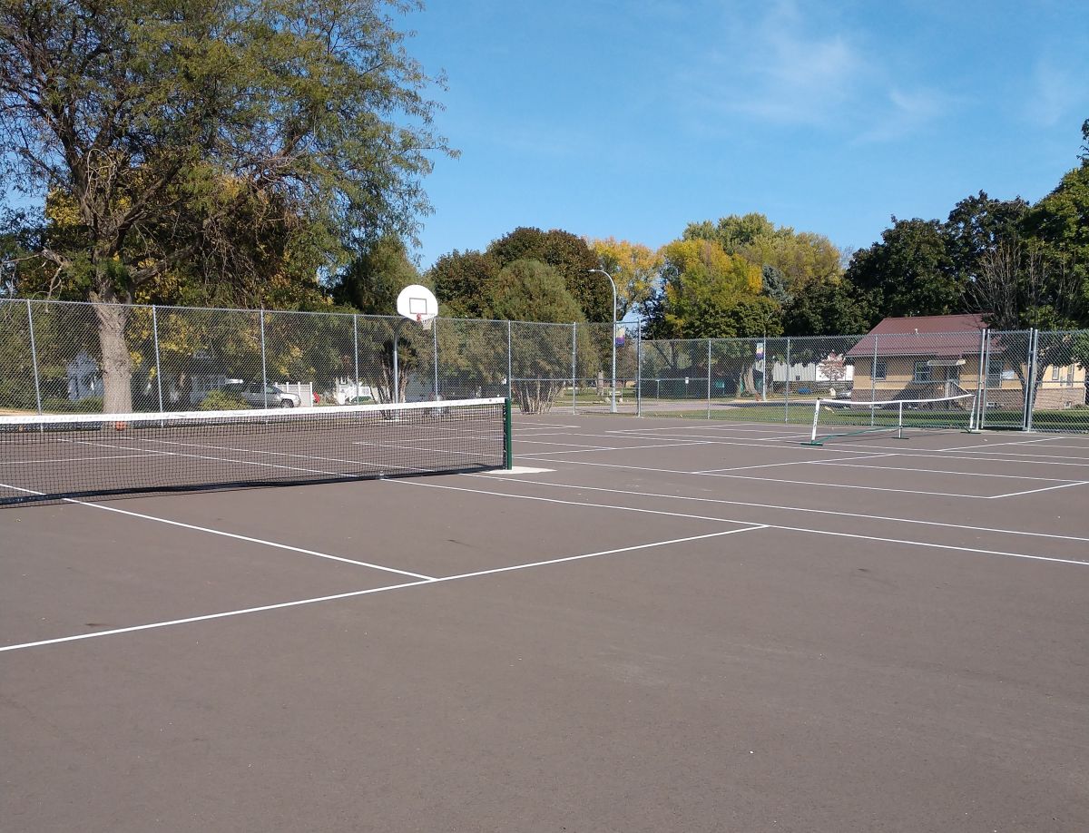 basketball, tennis and pickleball courts